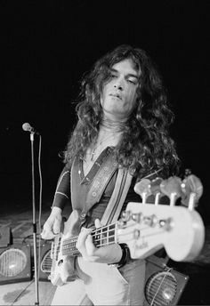 Glenn Hughes