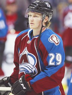 Nathan MacKinnon