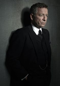 Sean Pertwee