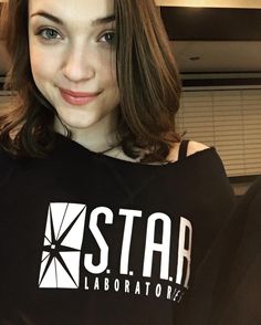 Violett Beane