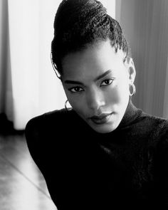 Angela Bassett