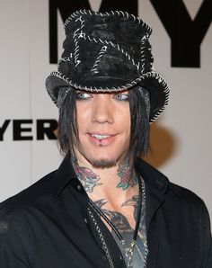 DJ Ashba