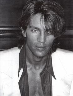 Eric Roberts