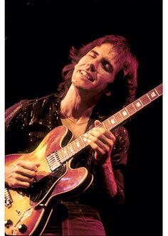 Larry Carlton