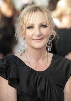 Lesley Sharp