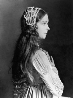 Lillian Gish