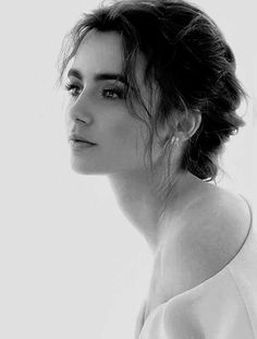 Lily Collins