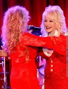 Stella Parton