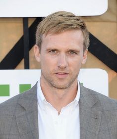 Teddy Sears