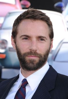 Alessandro Nivola