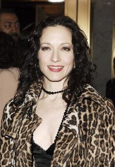 Bebe Neuwirth