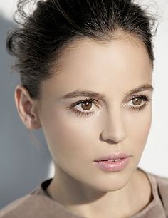 Elena Anaya