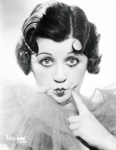 Mae Questel