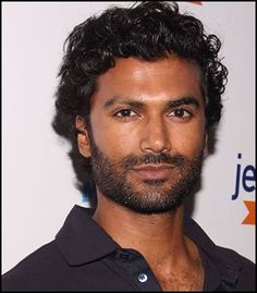 Sendhil Ramamurthy