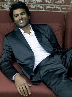 Sendhil Ramamurthy