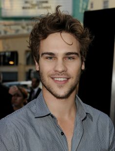 Grey Damon