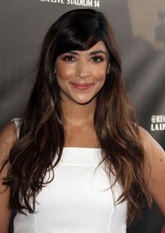 Hannah Simone