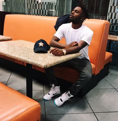 Isaiah Rashad