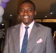 John Dumelo