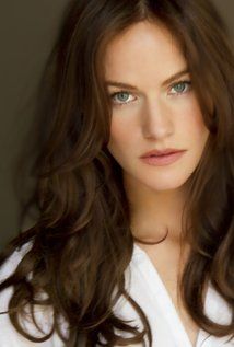 Kelly Overton