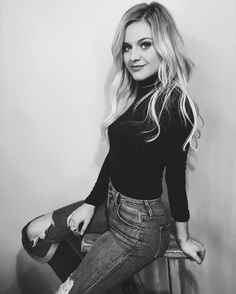 Kelsea Ballerini