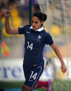 Louisa Necib