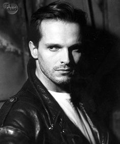 Miguel Bose