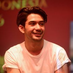 Reza Rahadian