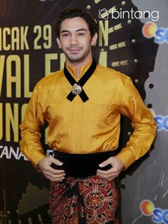 Reza Rahadian