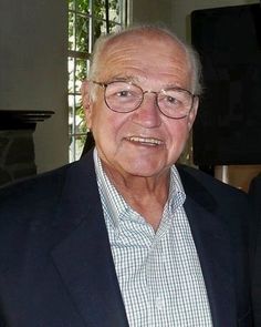 Richard Dysart