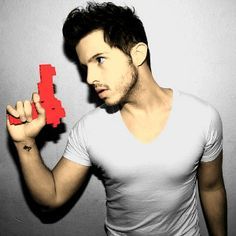 Simon Curtis