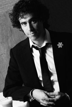 Stephen Mangan