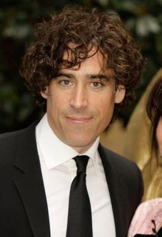 Stephen Mangan