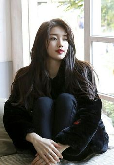 Suzy Bae