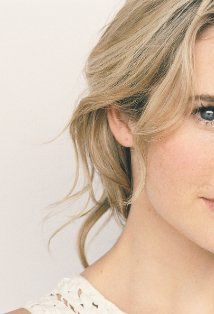 Anna Hutchison