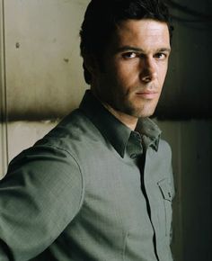 Carlos Bernard