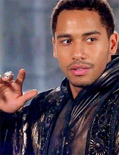 Elliot Knight