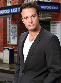 Gary Lucy