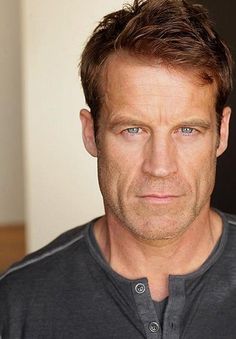 Mark Valley