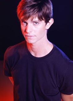 Max Evans