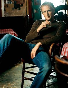 Paul Bettany