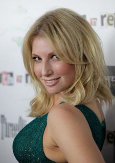 Ari Graynor