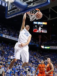 Derek Willis