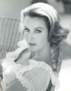 Dina Merrill