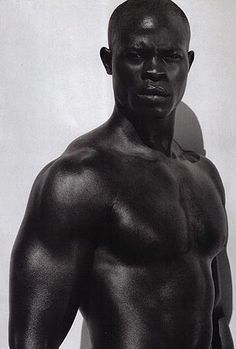 Djimon Hounsou