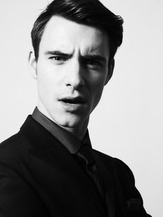 Harry Lloyd