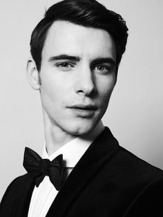 Harry Lloyd