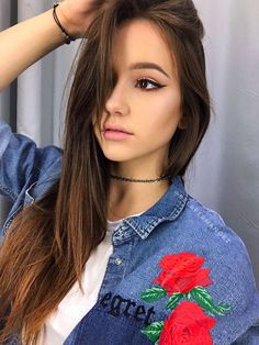 Isabela Fernandez