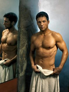 Jamie Bamber