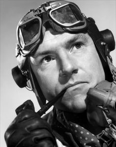 Kenneth More